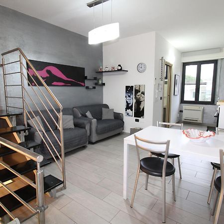 Corona'S Apartment- Fronte Spiaggia ラ・カレッタ エクステリア 写真